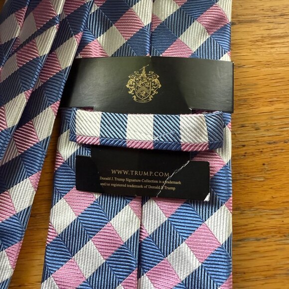 Donald J. Trump Signature Collection Blue Pink Checkered Tie - Picture 7 of 7